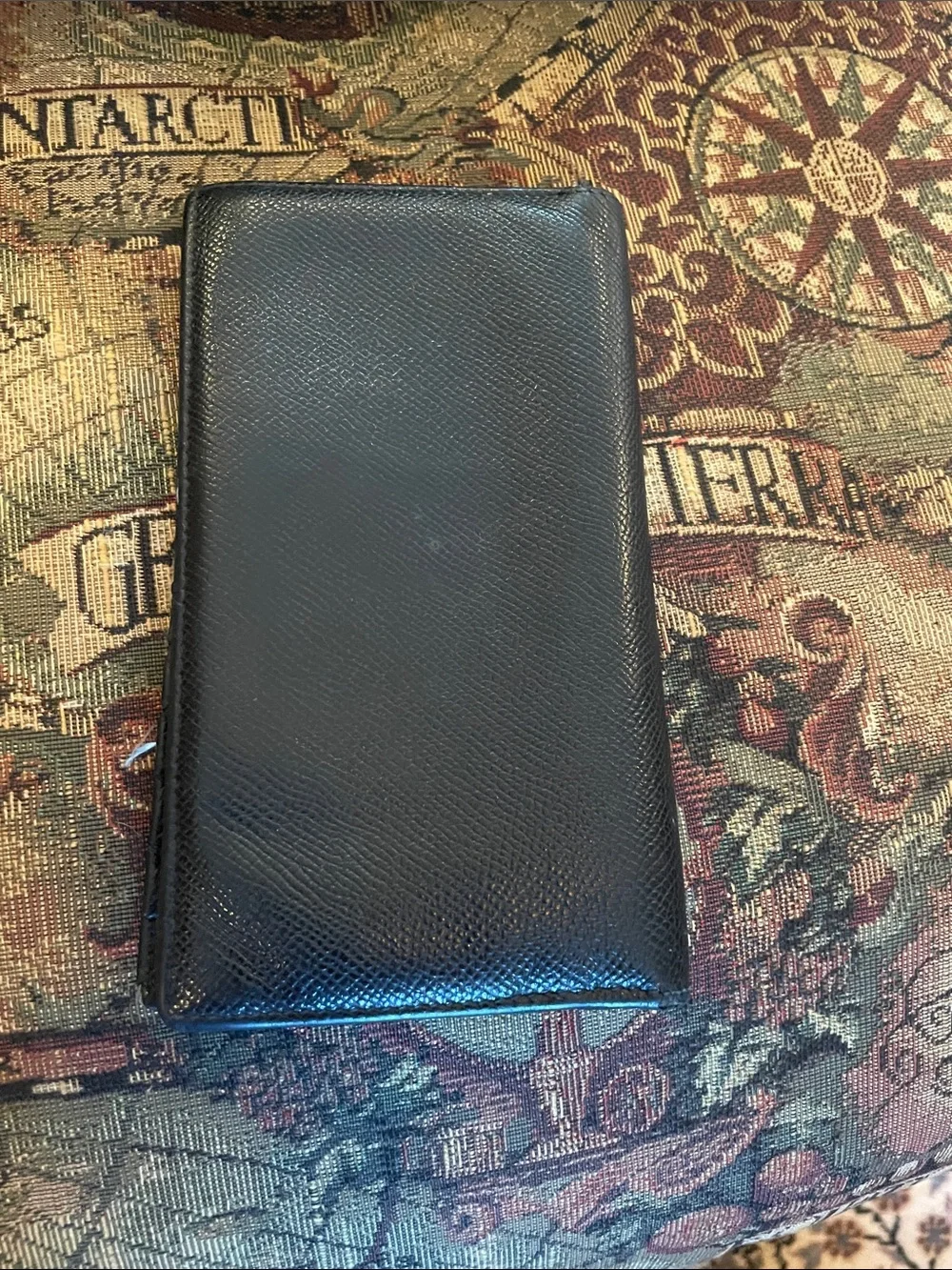 Bvlgari Black Saffiano Leather wallet with blue linings